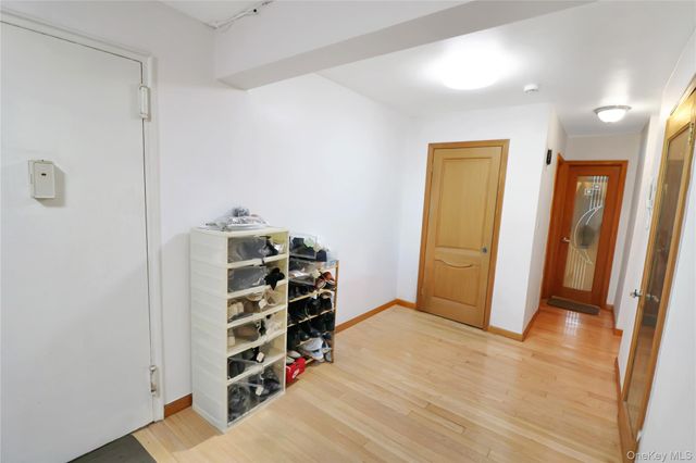4125 Kissena Boulevard 2T, Flushing, NY 11355