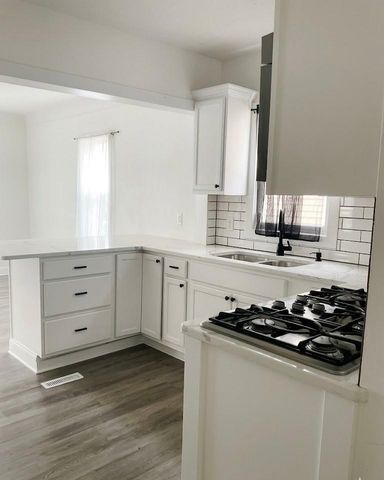 3550 Logan Avenue N, Minneapolis, MN 55412