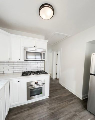 3550 Logan Avenue N, Minneapolis, MN 55412