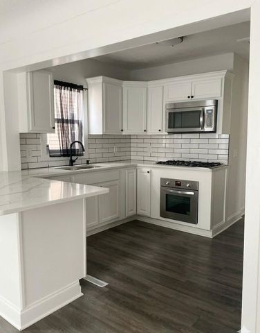 3550 Logan Avenue N, Minneapolis, MN 55412