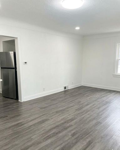 3550 Logan Avenue N, Minneapolis, MN 55412