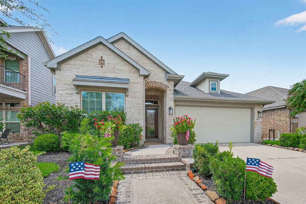 16123 Lower Pecos Street, Cypress, TX 77433