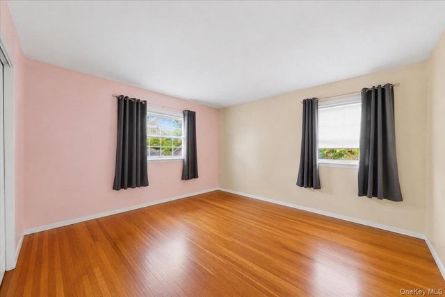 380 Sheridan Street, Westbury, NY 11590