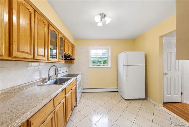 380 Sheridan Street, Westbury, NY 11590