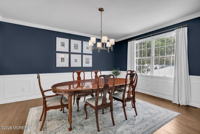 28 Presidential Path, Middletown, NJ 07748