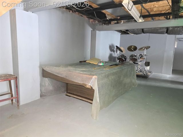 6189 Willits Road, Marathon Township, MI 48435