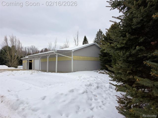 6189 Willits Road, Marathon Township, MI 48435
