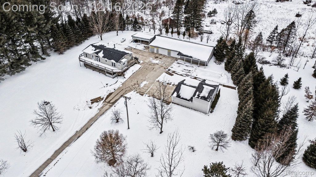 6189 Willits Road, Marathon Township, MI 48435