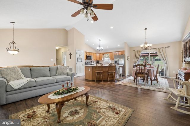 505 S WATER ST, Woodstock, VA 22664