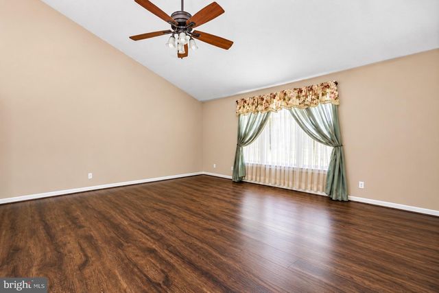 505 S WATER ST, Woodstock, VA 22664