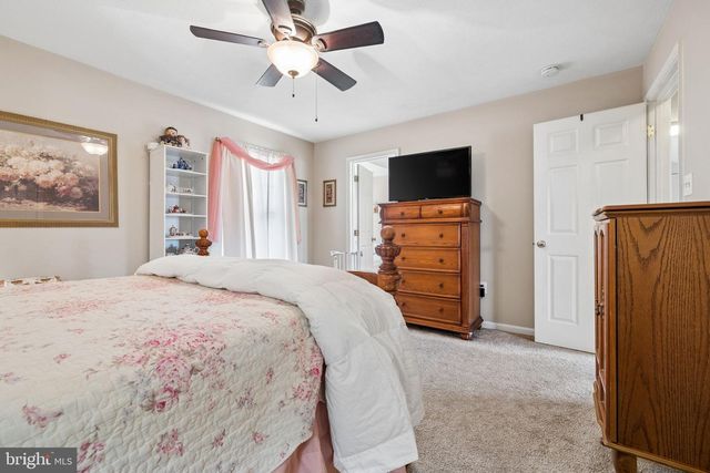 505 S WATER ST, Woodstock, VA 22664