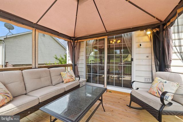 505 S WATER ST, Woodstock, VA 22664