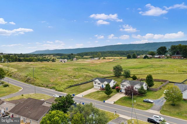 505 S WATER ST, Woodstock, VA 22664