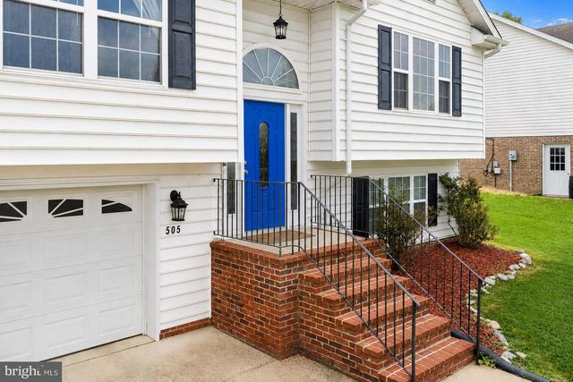 505 S WATER ST, Woodstock, VA 22664