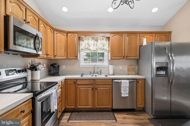 505 S WATER ST, Woodstock, VA 22664