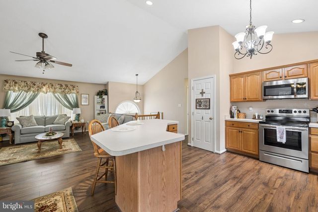 505 S WATER ST, Woodstock, VA 22664