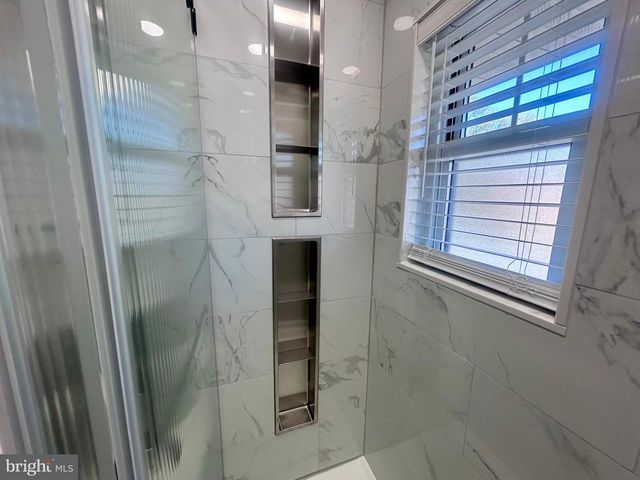 132H THE ORCHARD, East Windsor, NJ 08512