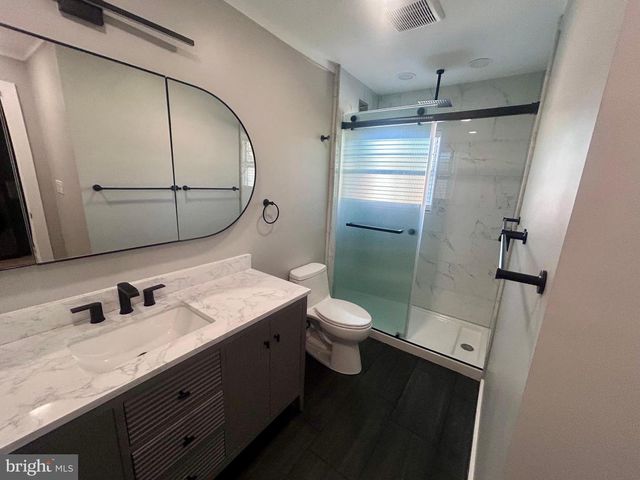 132H THE ORCHARD, East Windsor, NJ 08512
