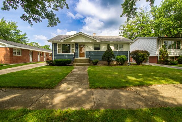 18538 Oak Avenue, Lansing, IL 60438
