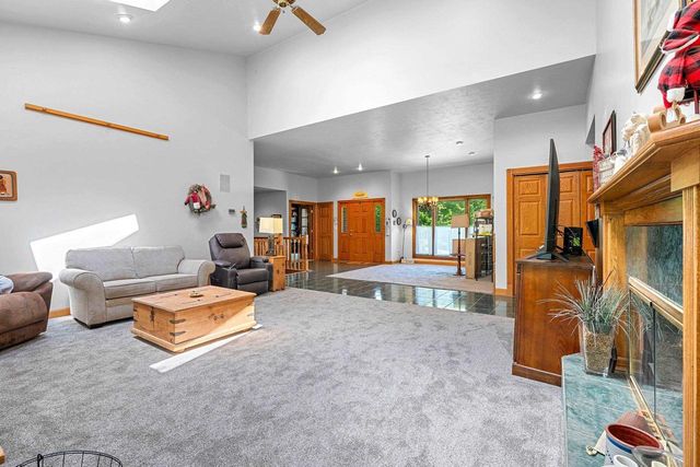 4410 FLAGSTONE COURT, De Pere, WI 54115