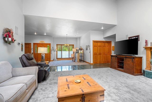 4410 FLAGSTONE COURT, De Pere, WI 54115
