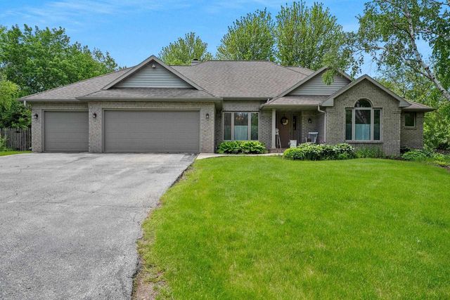4410 FLAGSTONE COURT, De Pere, WI 54115