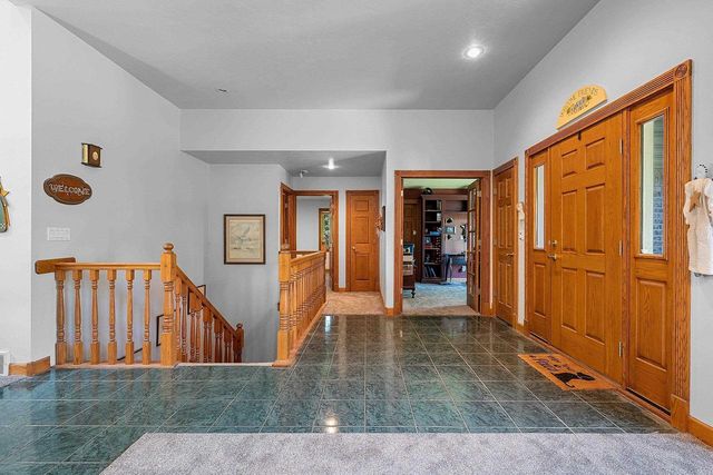 4410 FLAGSTONE COURT, De Pere, WI 54115