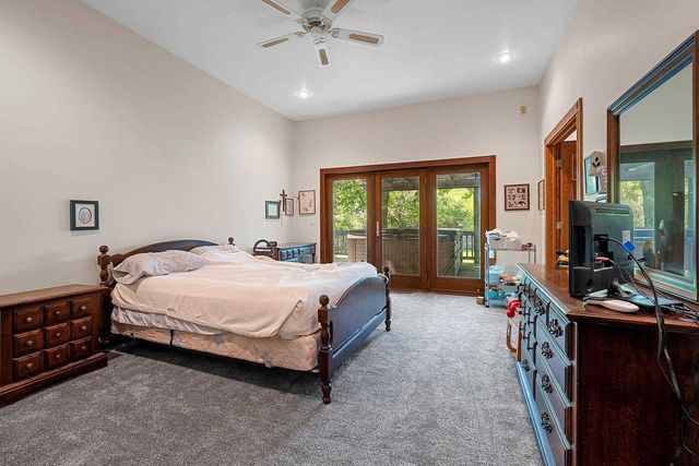 4410 FLAGSTONE COURT, De Pere, WI 54115