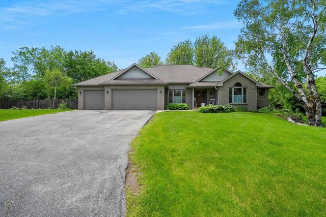 4410 FLAGSTONE COURT, De Pere, WI 54115