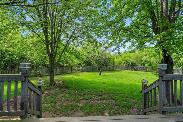 4410 FLAGSTONE COURT, De Pere, WI 54115