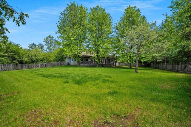 4410 FLAGSTONE COURT, De Pere, WI 54115