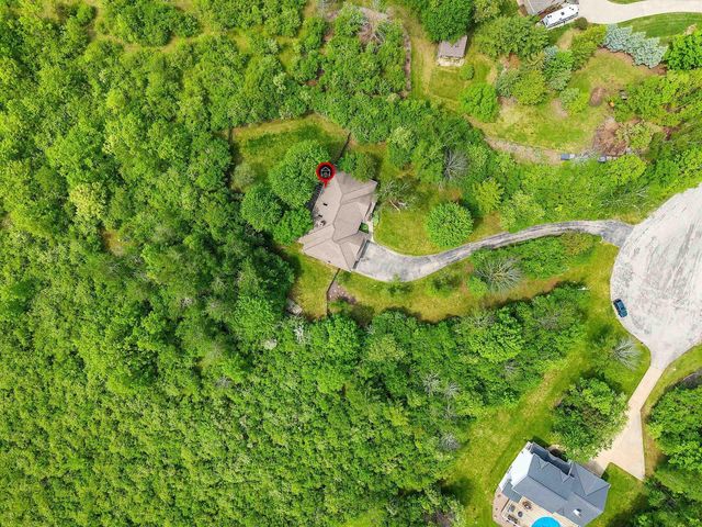 4410 FLAGSTONE COURT, De Pere, WI 54115