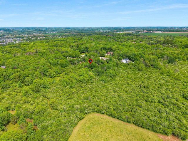 4410 FLAGSTONE COURT, De Pere, WI 54115
