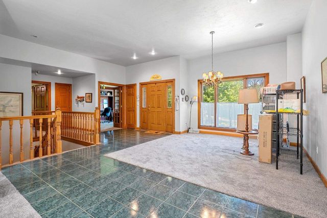 4410 FLAGSTONE COURT, De Pere, WI 54115