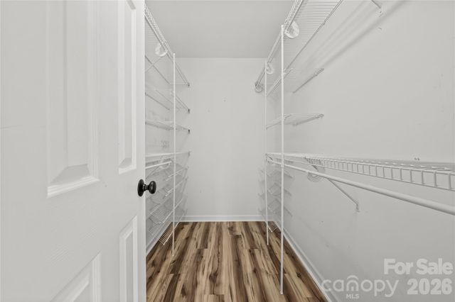 11811 Cheviott Hill Lane, Charlotte, NC 28213