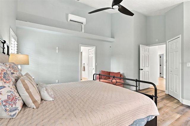 4848 TIVOLI AVENUE, Sarasota, FL 34235