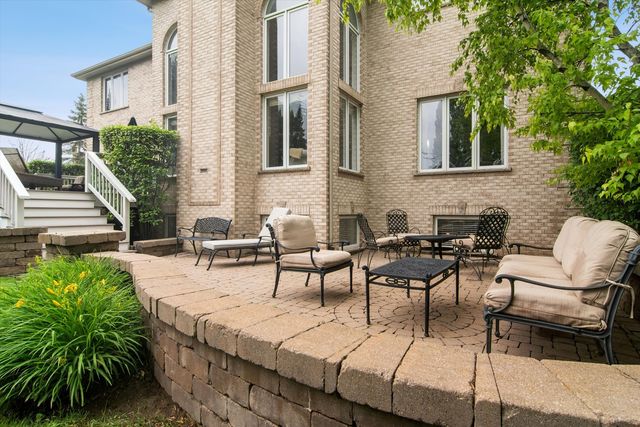 21676 W Morning Dove Court, Kildeer, IL 60047