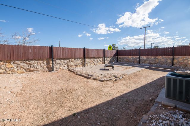 4652 LORENZO PONCE Drive, El Paso, TX 79938