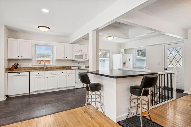 10408 Upton Avenue S, Bloomington, MN 55431