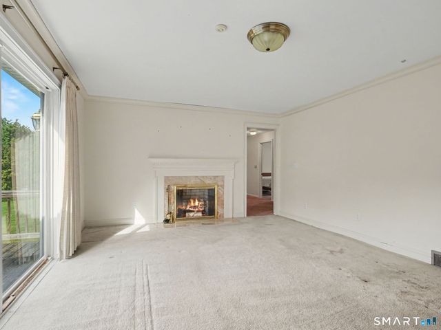 7 Clearview Drive, Woodbridge, CT 06525