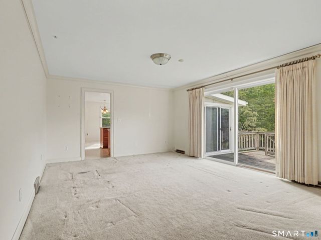 7 Clearview Drive, Woodbridge, CT 06525