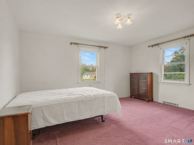 7 Clearview Drive, Woodbridge, CT 06525