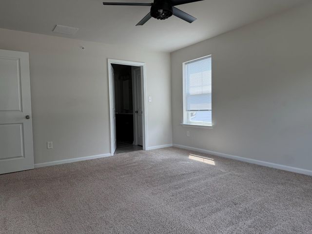 8 EGRET WAY, Phoenixville, PA 19460