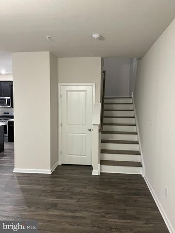 8 EGRET WAY, Phoenixville, PA 19460