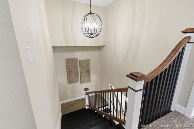 400 S Chickasaw Avenue, Bartlesville, OK 74003