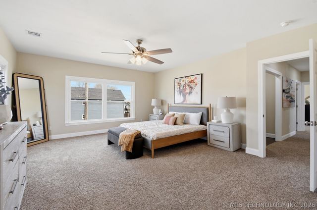 400 S Chickasaw Avenue, Bartlesville, OK 74003