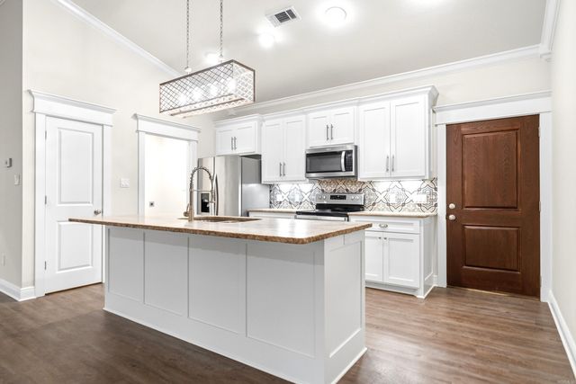 237 Sharon Terrace, Hot Springs, AR 71913