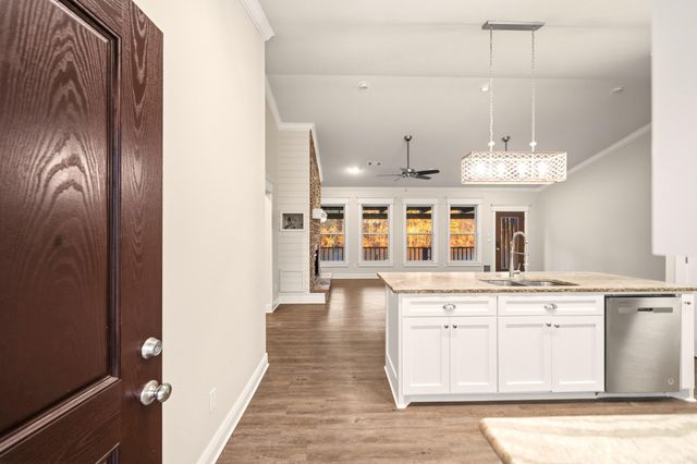 237 Sharon Terrace, Hot Springs, AR 71913