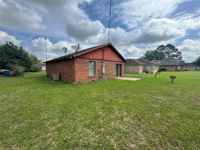 733 Pine Avenue, Prairie View, TX 77445