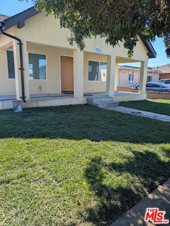 1722 W 120th Street, Los Angeles, CA 90047 — photo 2